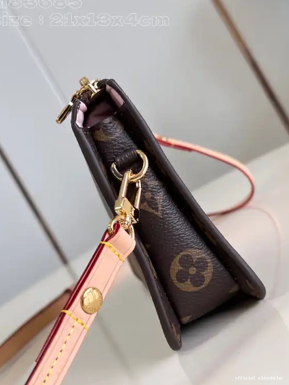 Official oldcobbler VUITTON LOUIS Pouch-21.5*13*4.5CM Lexington 0604